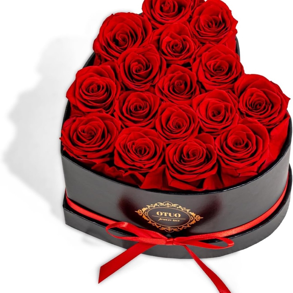 16 preserved roses in heart-shaped box for Mother’s Day gift